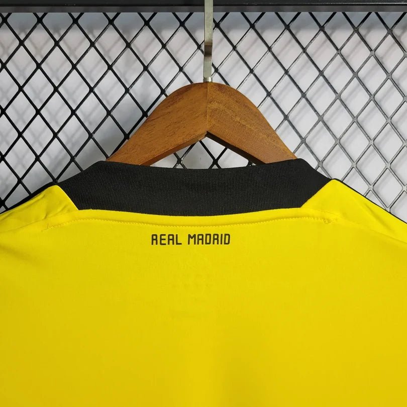 Real Madrid 2011 Yellow Goalkeeper Jersey