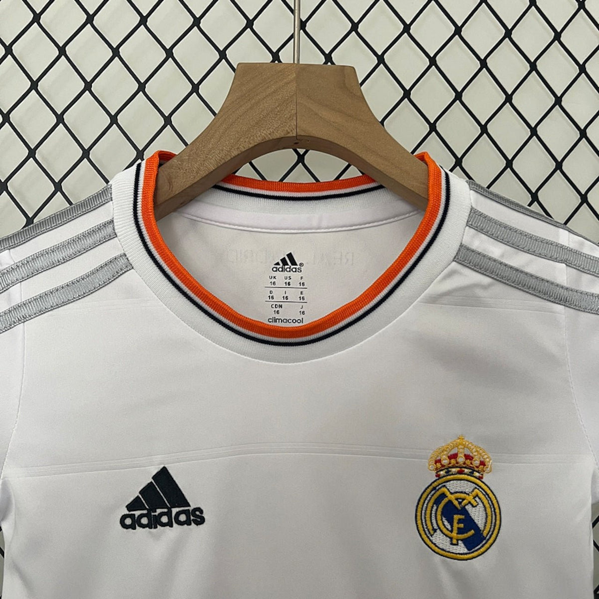 Maillot domicile du Real Madrid 2013