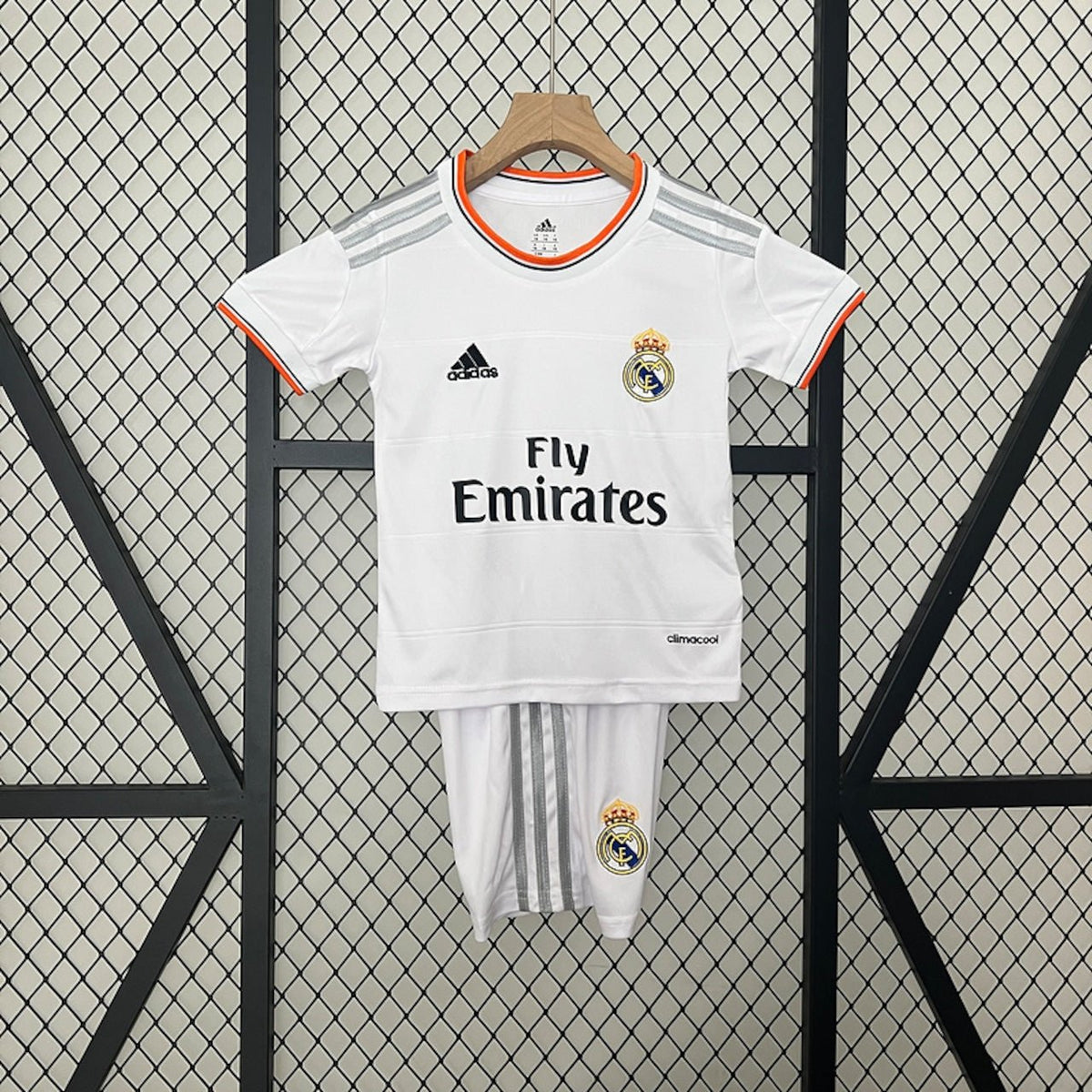 Maillot domicile du Real Madrid 2013