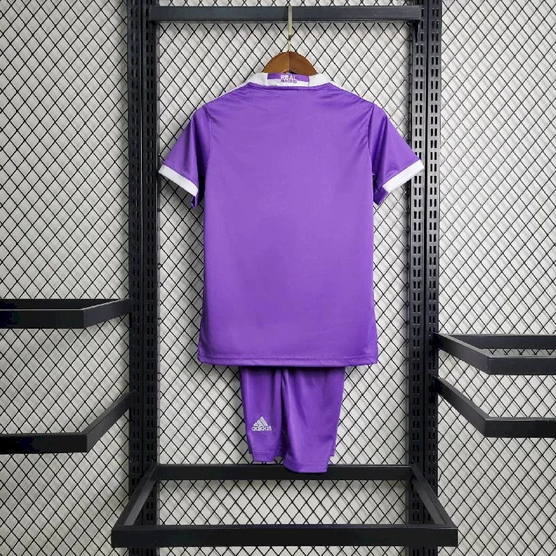 Real Madrid 2016 Auswärtstrikot