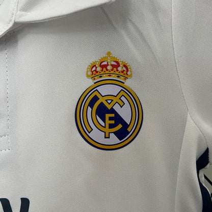 Maillot domicile du Real Madrid 2016