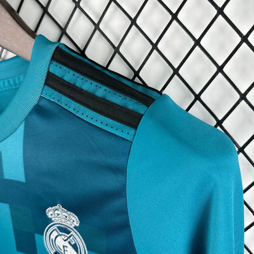 Camiseta de manga larga del Real Madrid 2017, tercera equipación