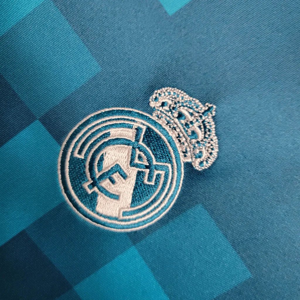Real Madrid 2017 derde uitshirt