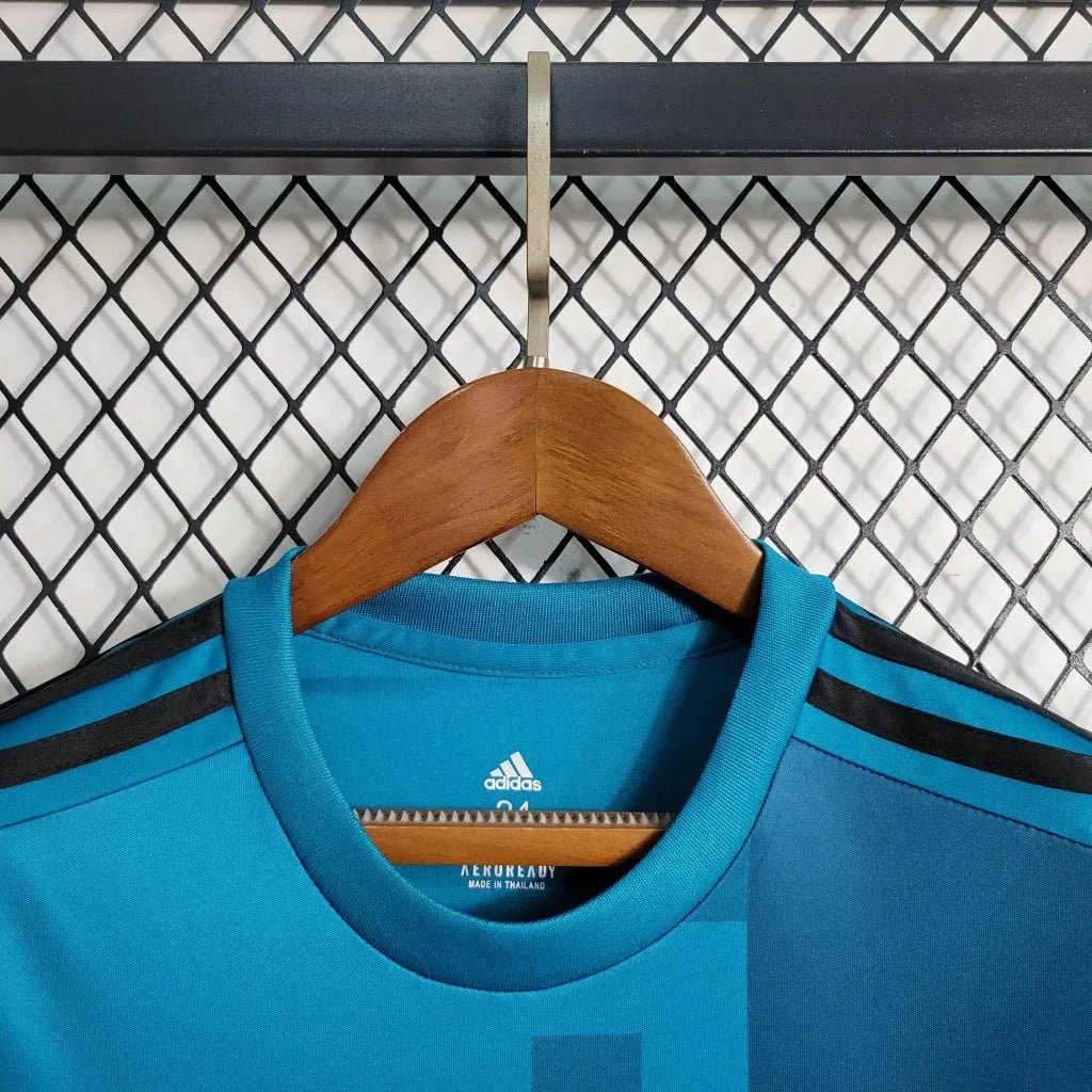 Real Madrid 2017 derde uitshirt