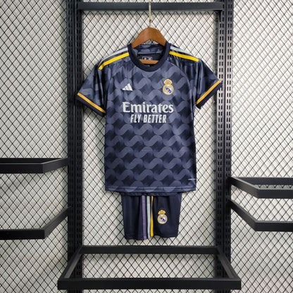 Real Madrid 2023 Auswärtstrikot
