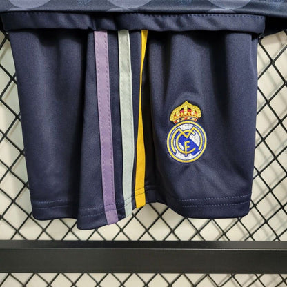Real Madrid 2023 Auswärtstrikot