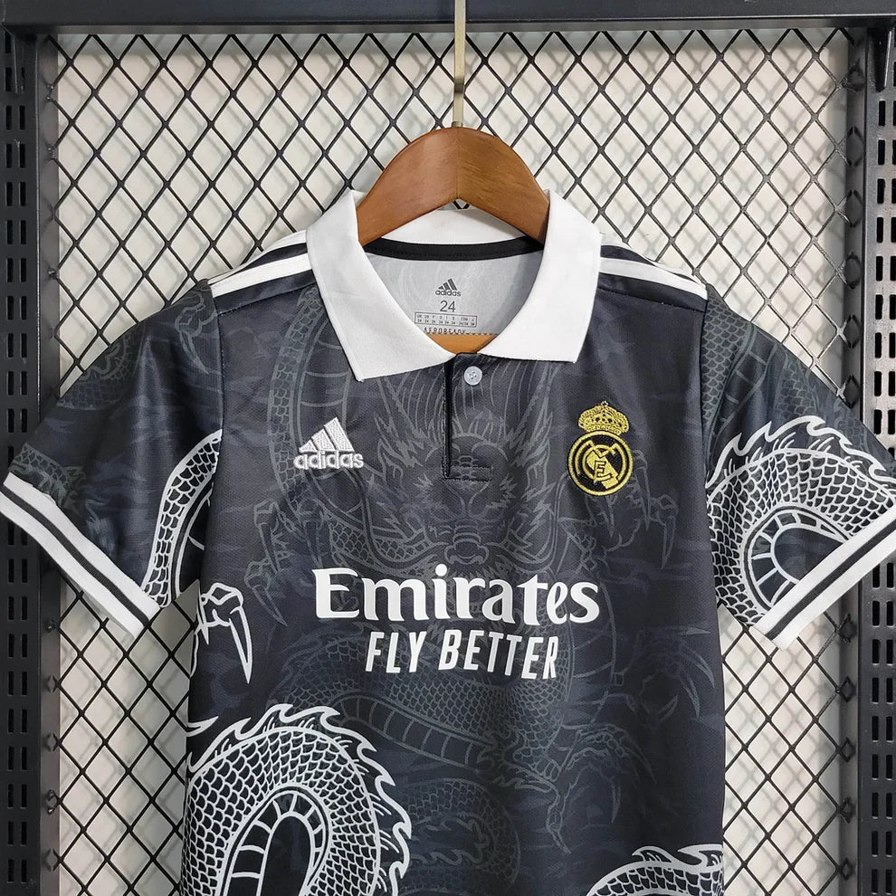 Camisola especial Chinese Dragon do Real Madrid 2023