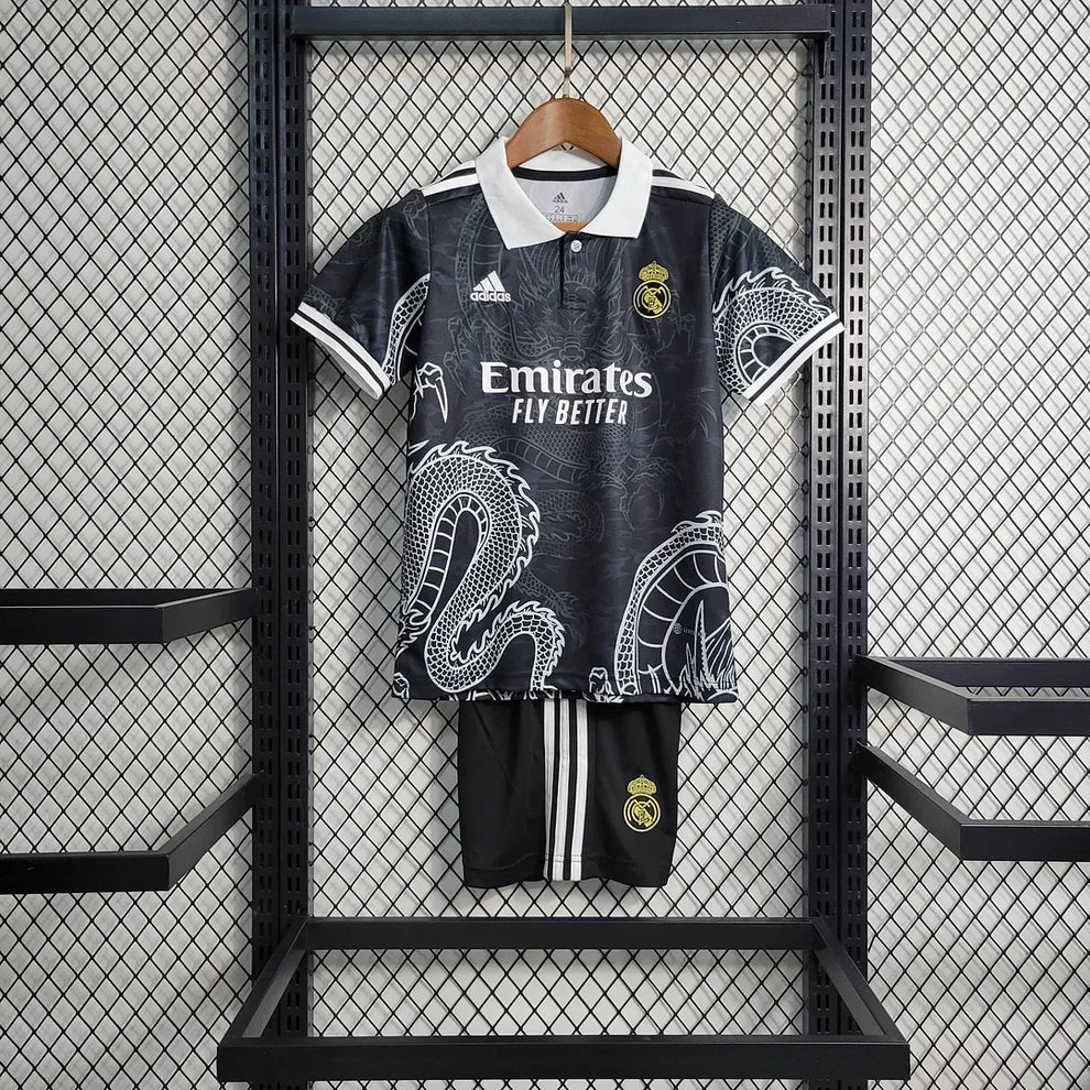 Camisola especial Chinese Dragon do Real Madrid 2023