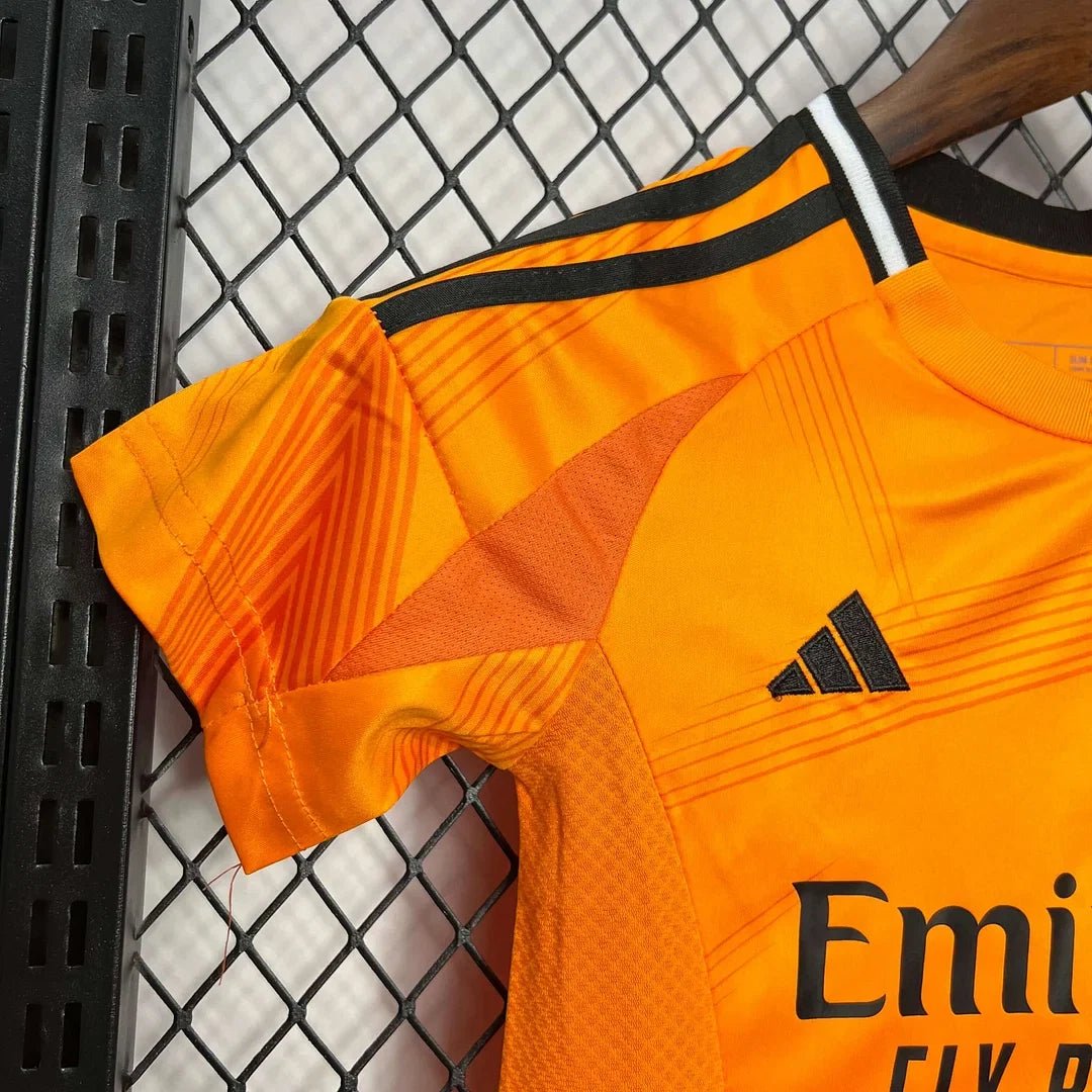 Real Madrid 2024 Auswärtstrikot