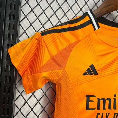 Real Madrid 2024 Auswärtstrikot