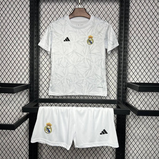 Maglia speciale per bambini del Real Madrid 2024