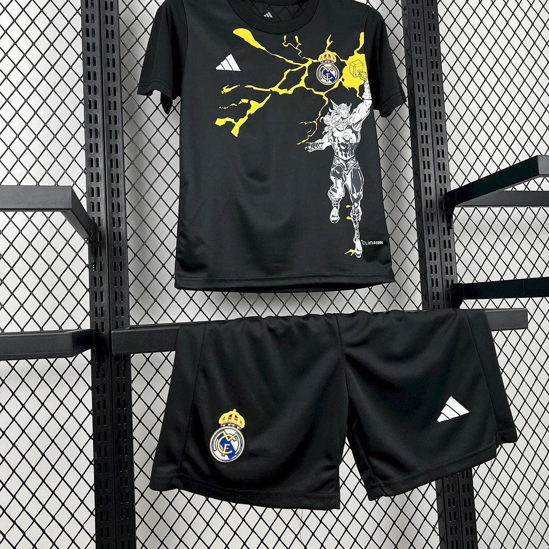 Maillot Avengers du Real Madrid 2025