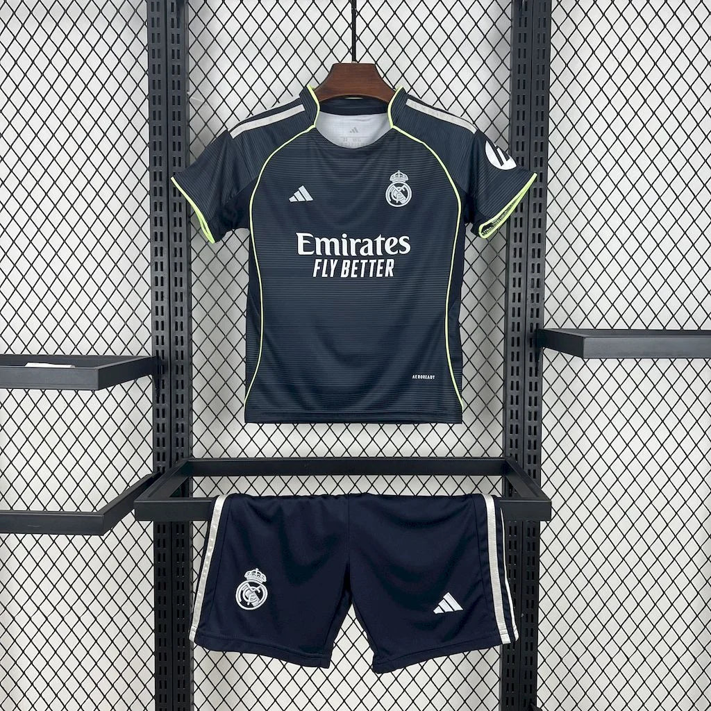 Real Madrid 2025 Auswärtstrikot