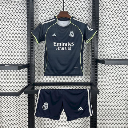 Real Madrid 2025 Auswärtstrikot