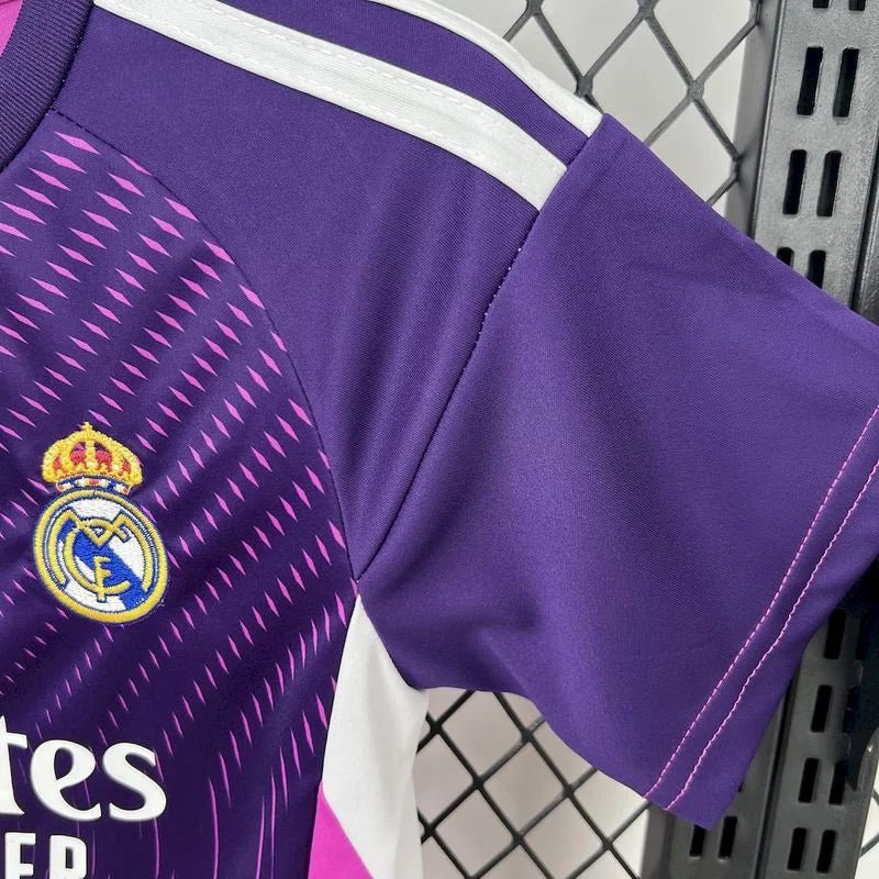 Real Madrid 2025-paars doelmanshirt