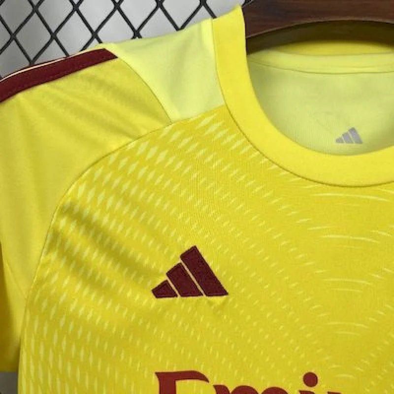 Real Madrid 2025 Goalkeeper Vibrant Yellow Kids Jersey