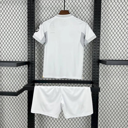 Maillot domicile du Real Madrid 2025