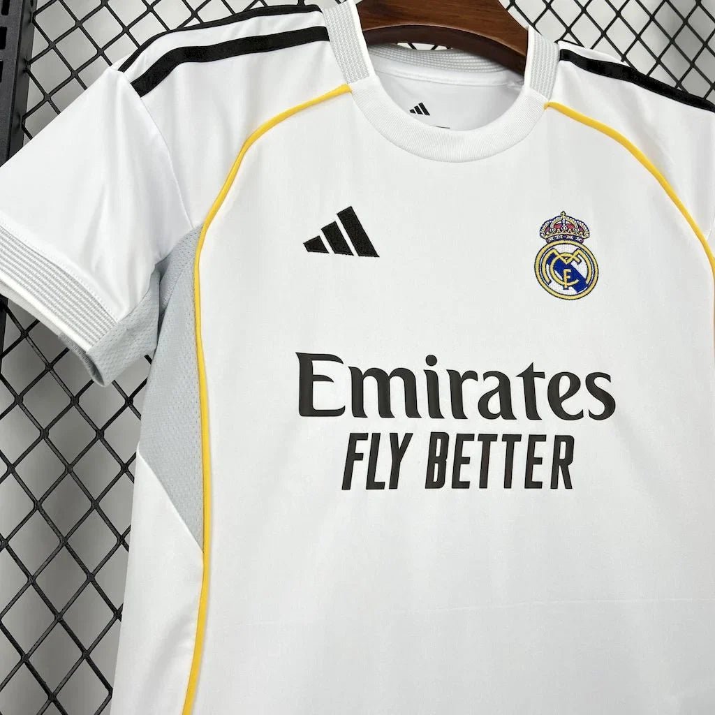 Maillot domicile du Real Madrid 2025