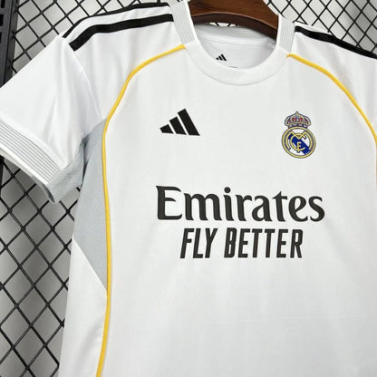Maillot domicile du Real Madrid 2025