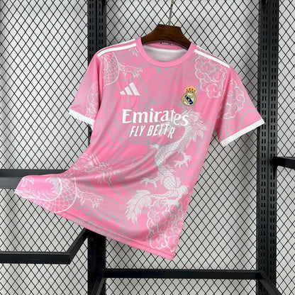 Maillot rose Dragon 2025 du Real Madrid