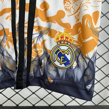 Camisola especial de dragão do Real Madrid 2025