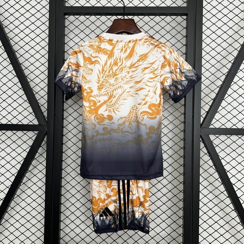 Camisola especial de dragão do Real Madrid 2025