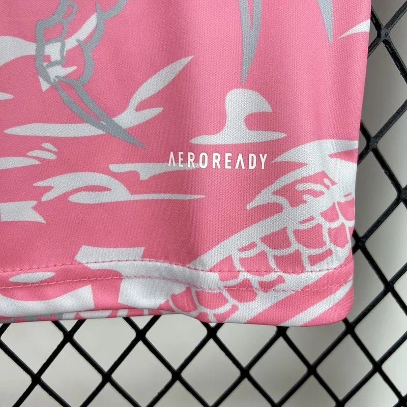 Maillot spécial Dragon rose du Real Madrid 2025