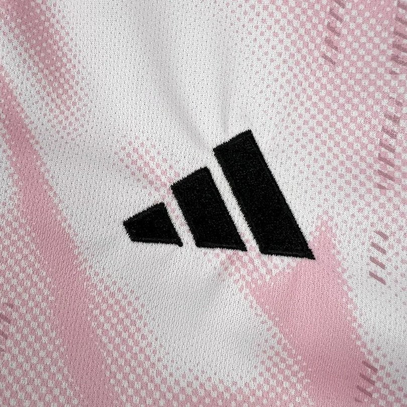 Real Madrid 2025 Special Pink Jersey
