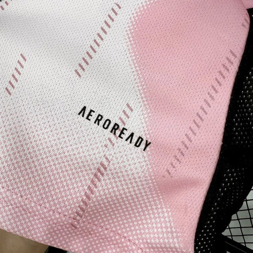 Real Madrid 2025 Special Pink Jersey