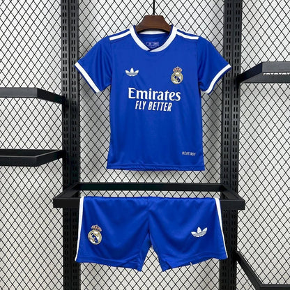 Real Madrid 2025 derde uitshirt