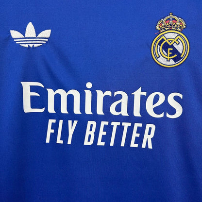 Real Madrid 2025 derde uitshirt