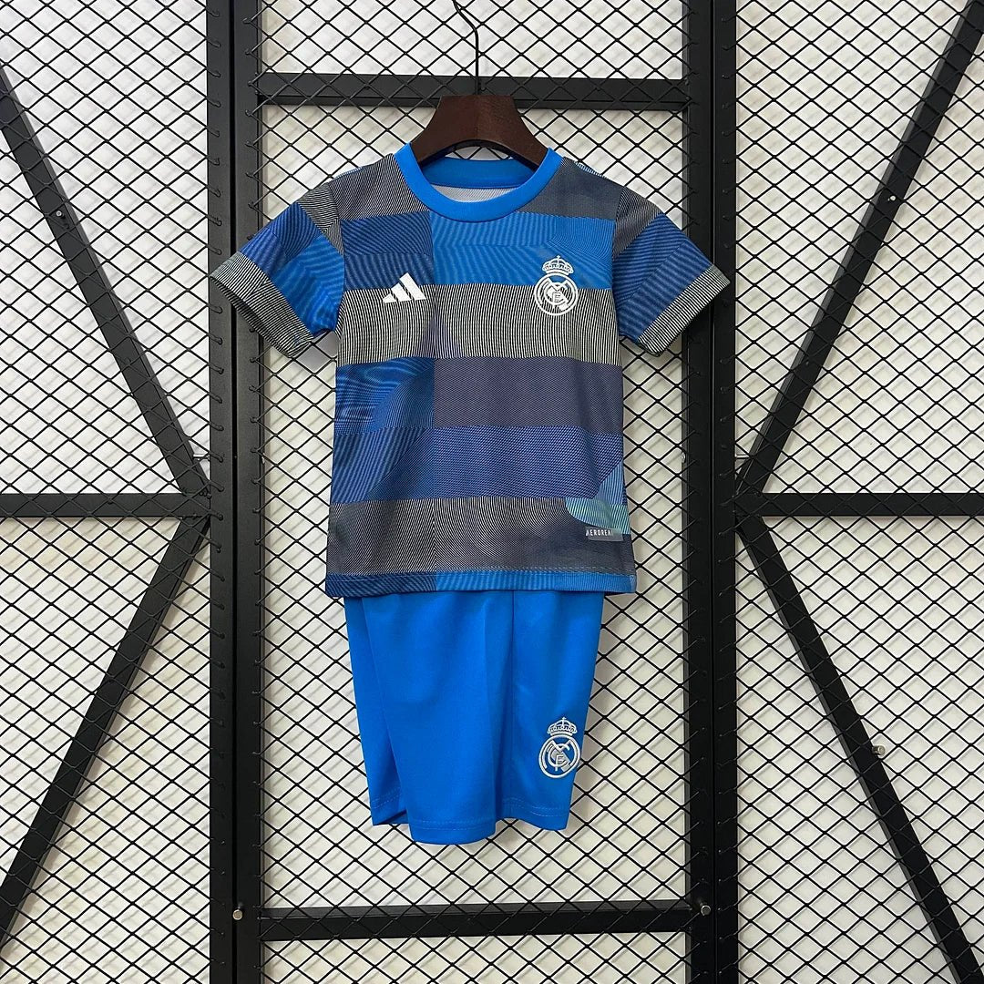 Real Madrid 2025 Trainings-Trikot