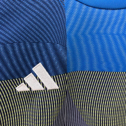Real Madrid 2025 Trainings-Trikot