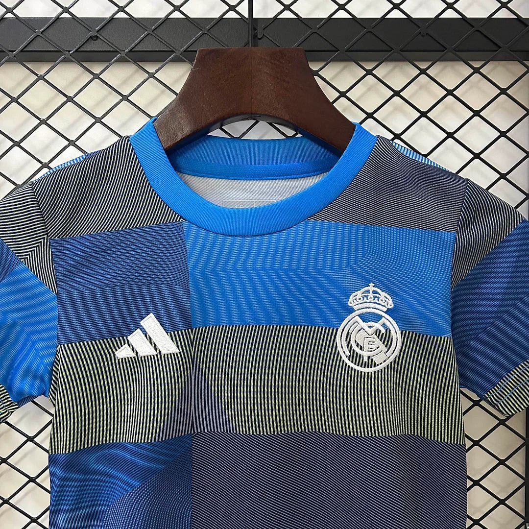 Real Madrid 2025 Trainings-Trikot