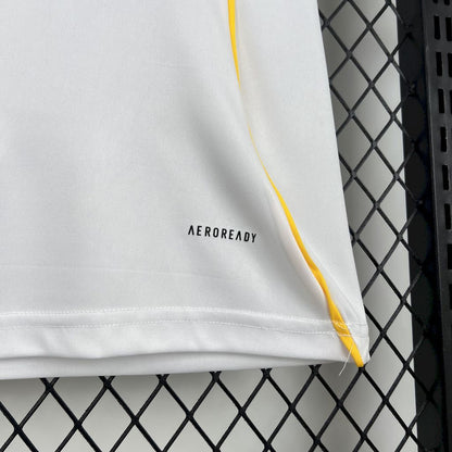 Real Madrid 2025 Womens Home jersey