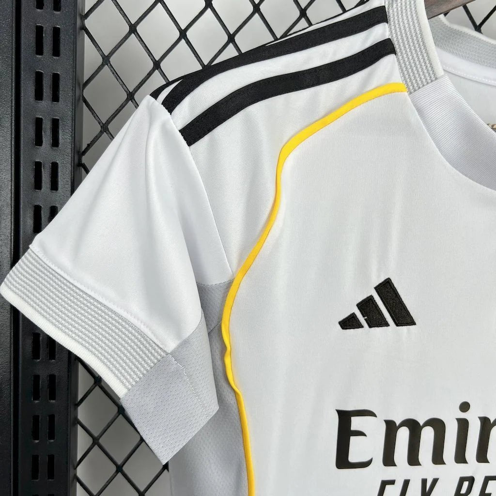 Real Madrid 2025 Womens Home jersey
