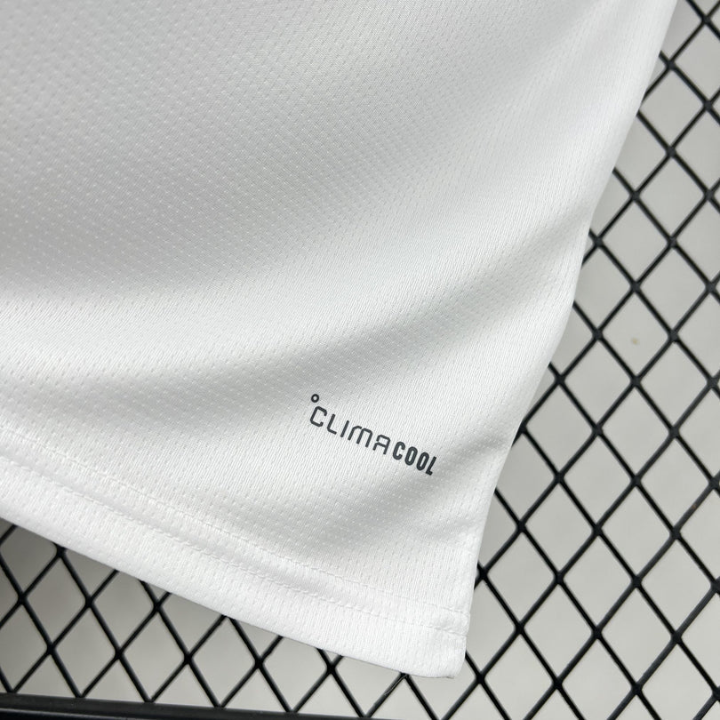 Camisola principal do Real Madrid 2026