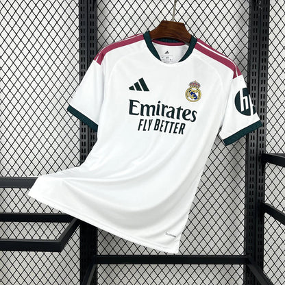 Camisola principal do Real Madrid 2026