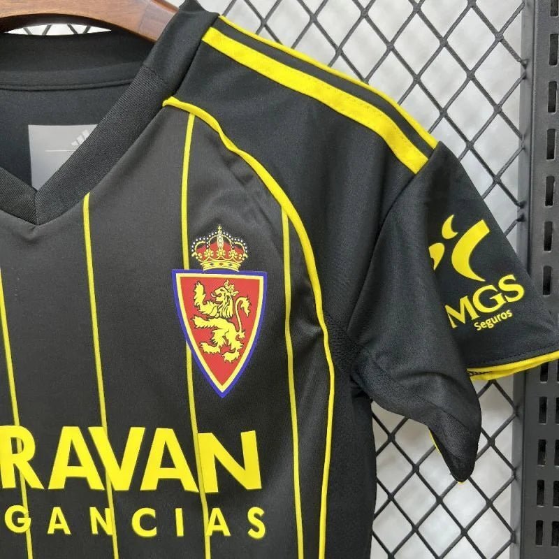Camisola de visitante do Real Zaragoza 2025