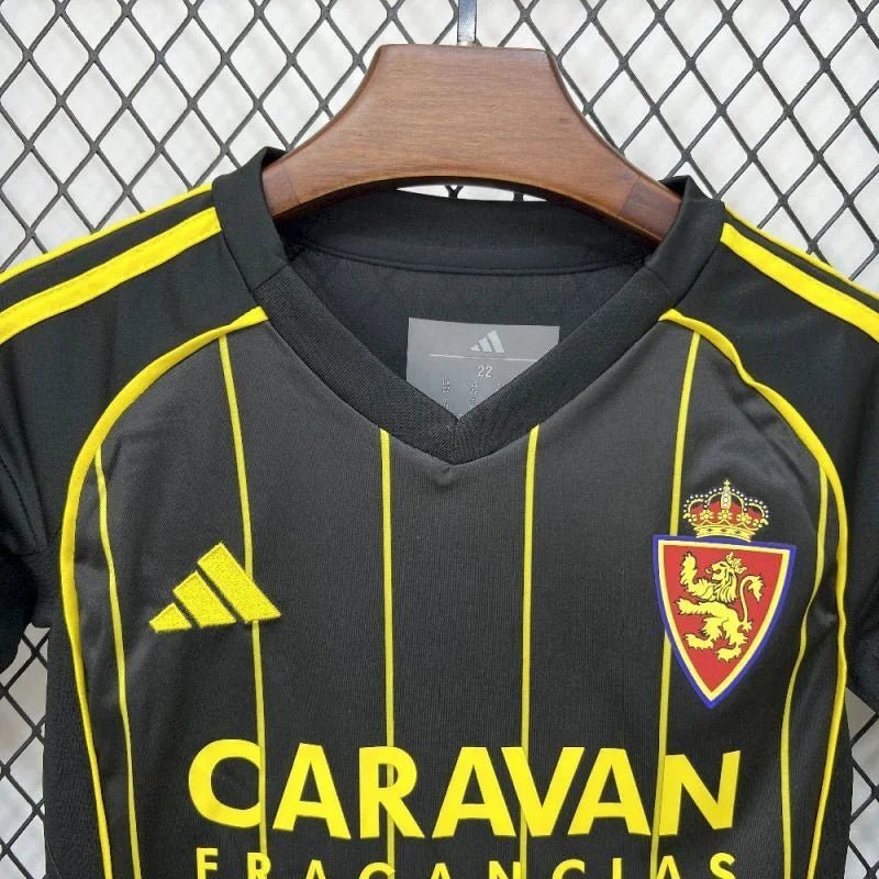 Camisola de visitante do Real Zaragoza 2025