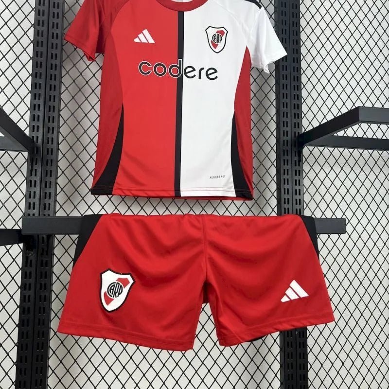 Trzecia koszulka River Plate 2025