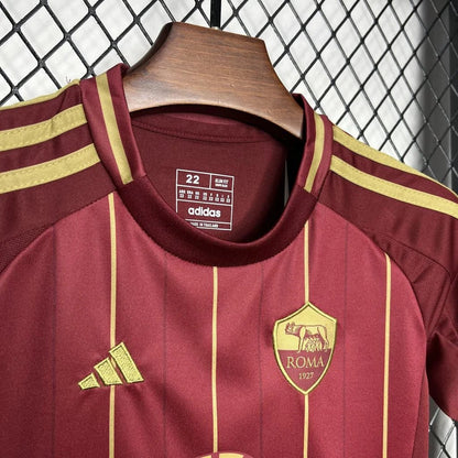 Camisola principal da Roma 2024