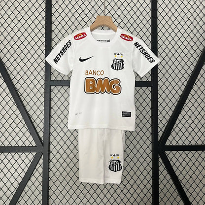 Camiseta local del Santos 2011