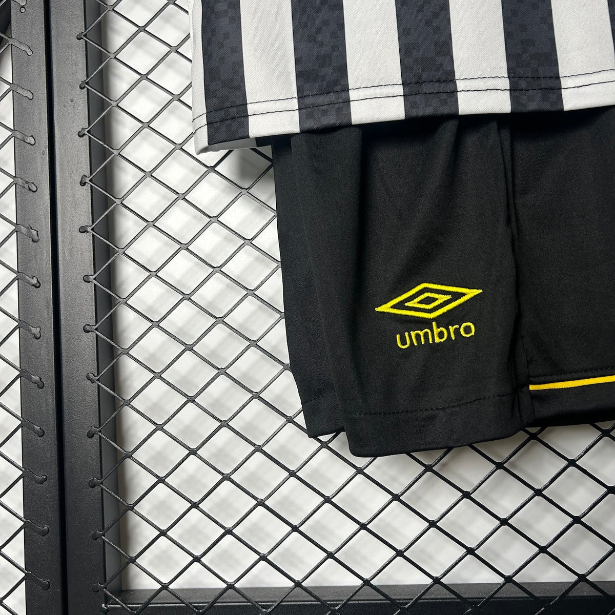 Camisola de visitante do Santos 2025