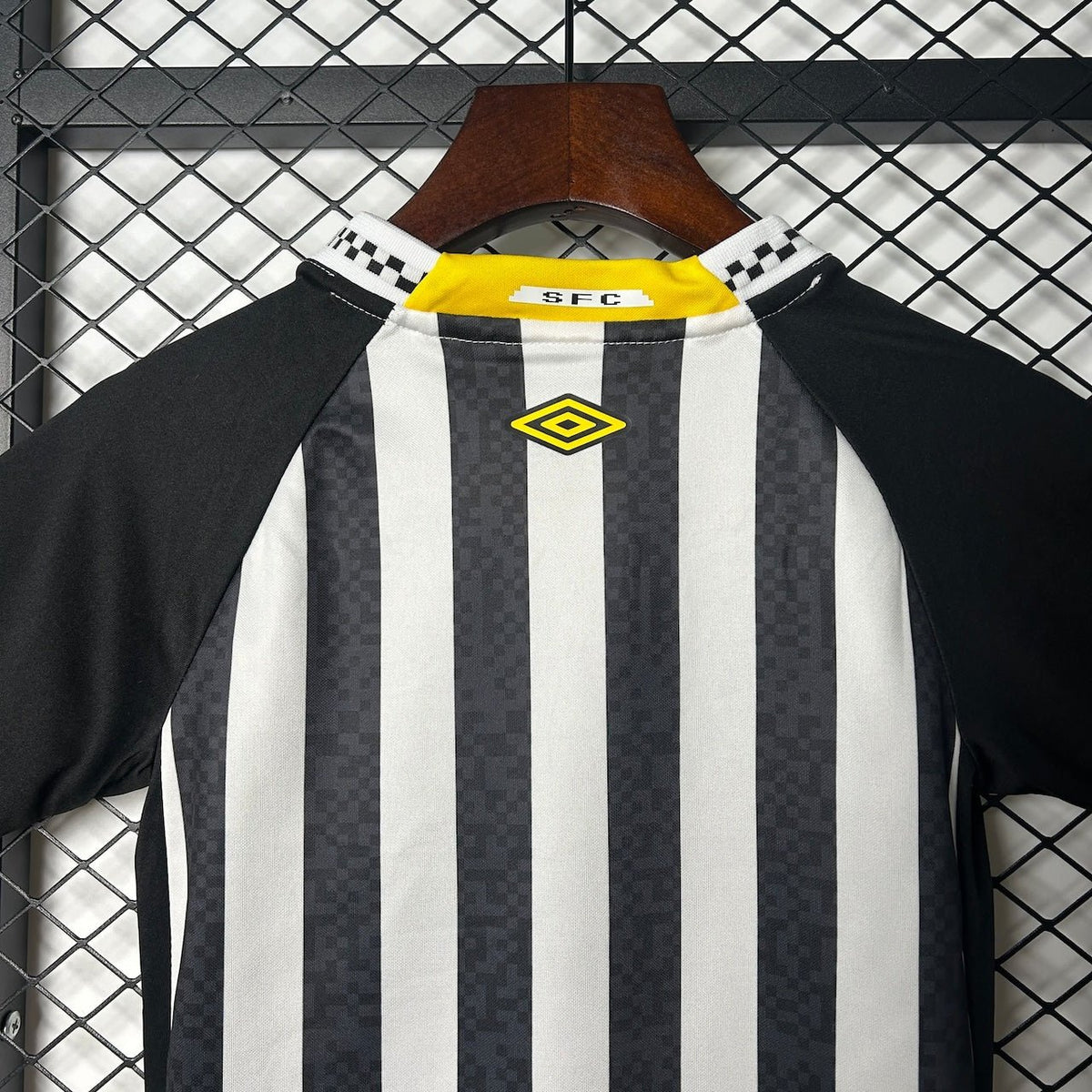Camisola de visitante do Santos 2025