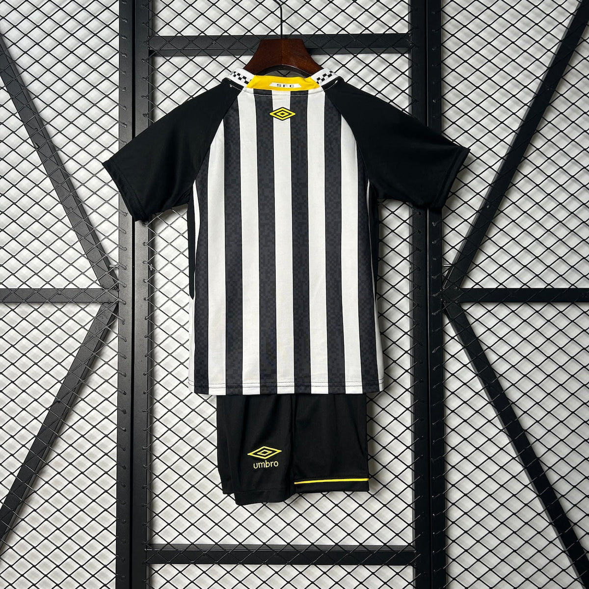 Camisola de visitante do Santos 2025