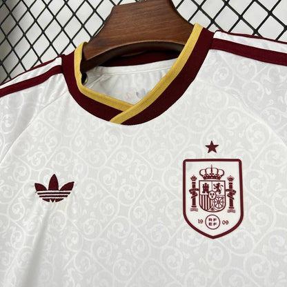 Spanien WM 2026 Auswärtstrikot