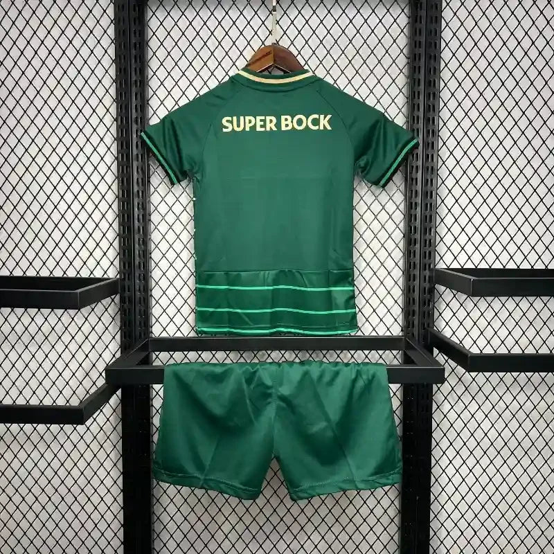 Sporting 2024 specjalna edycja wyjazdowej koszulki
