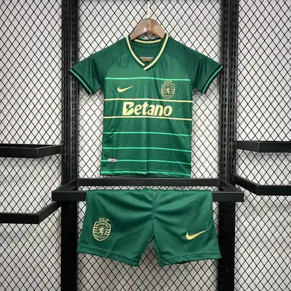 Sporting 2024 specjalna edycja wyjazdowej koszulki