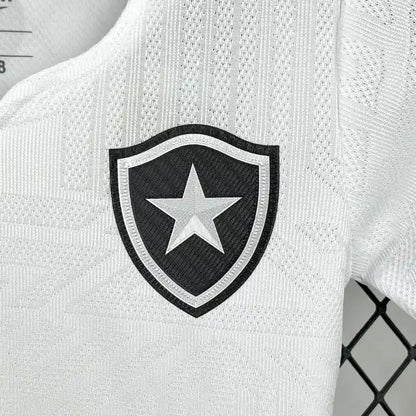 Sporting 2024 specjalna edycja wyjazdowej koszulki